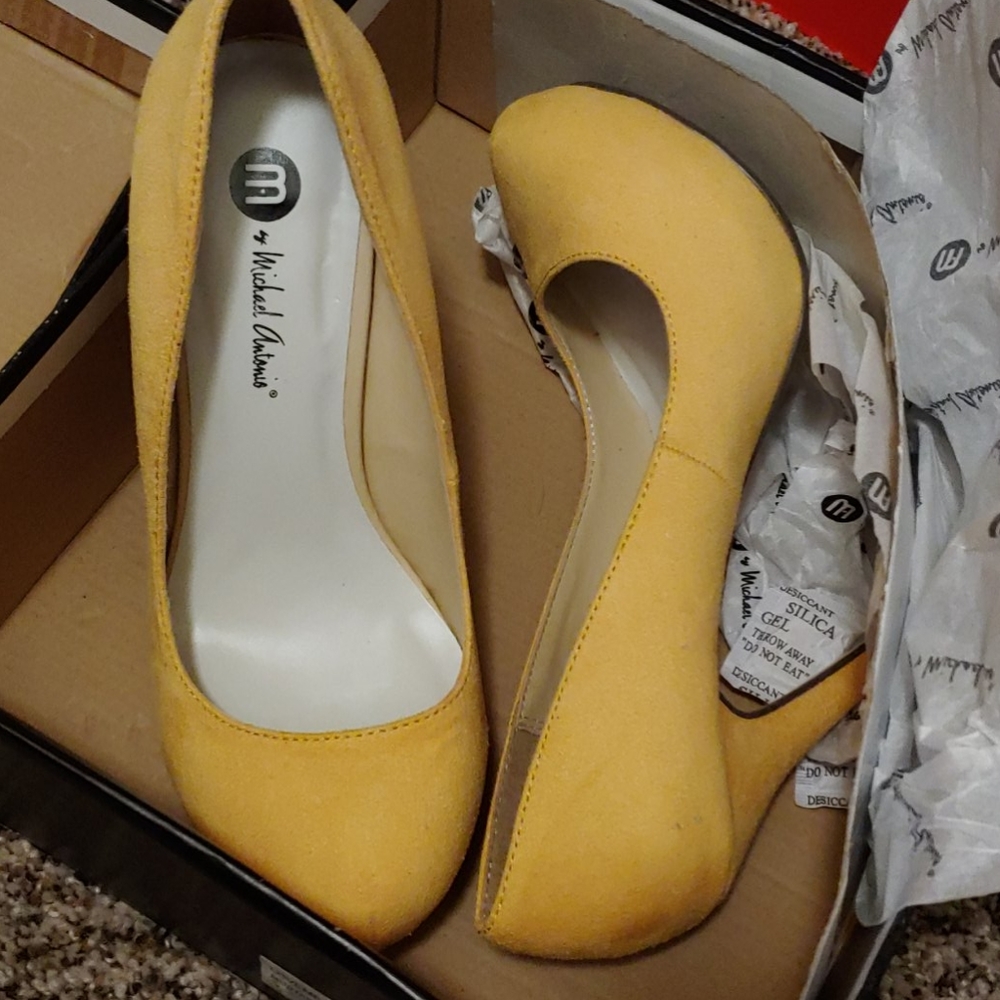 Yellow Suede